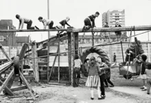 Pour un urbanisme de bac à sable : les aires de jeux collectives comme laboratoire de transition